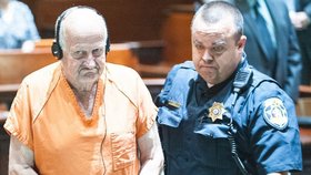 Albert Flick (77) je chodící mašina na zabíjení. I přesto soud dovolil jeho propuštění na svobodu, kde připravil o život další ženu