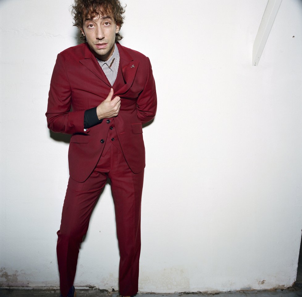 Albert Hammond Jr. vystoupí na Rock for People 2018.