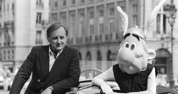 Albert Uderzo, spoluautor komiksů o Asterixovi a Obelixovi