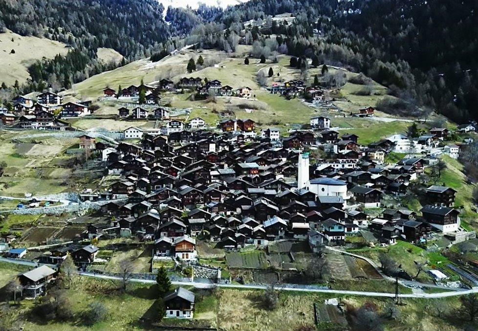 Švýcarská obec Albinen chce nalákat nové rezidenty. 