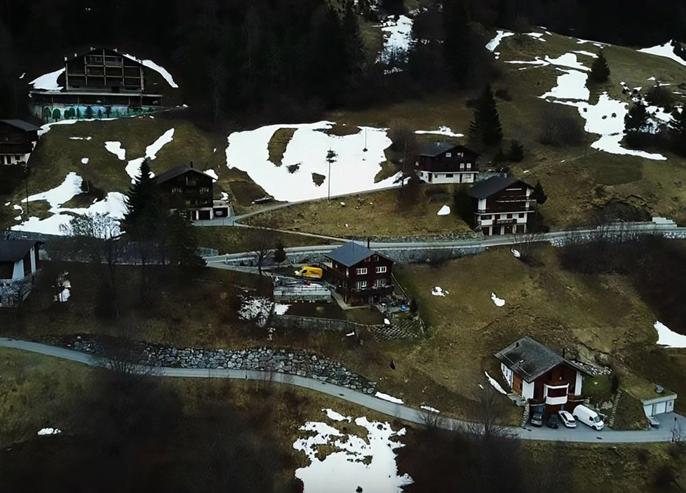 Švýcarská obec Albinen chce nalákat nové rezidenty. 