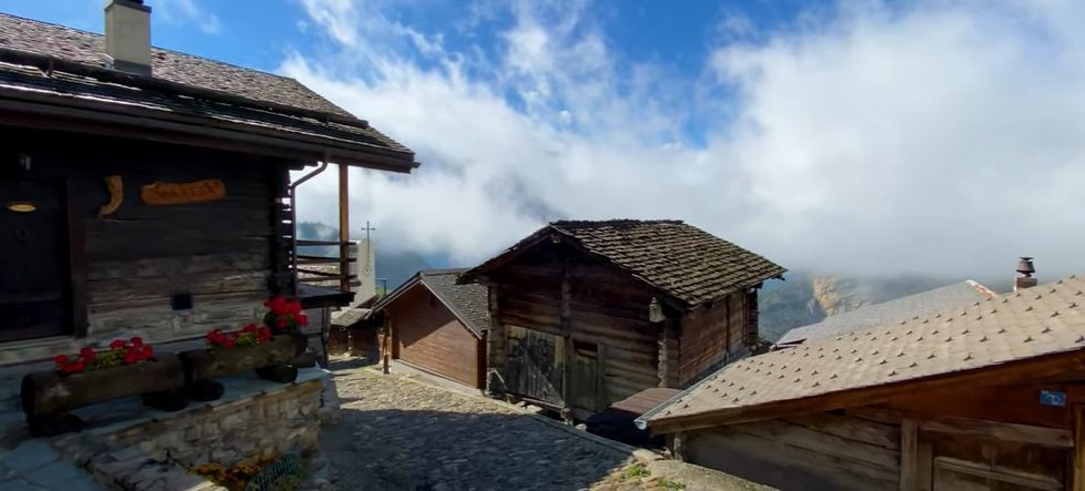 Švýcarská vesnička Albinen nabízí novým obyvatelům lukrativní finanční nabídku, má ale pár podmínek.