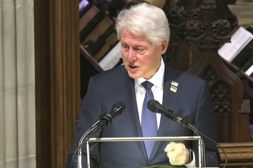 Pohřeb Madeleine Albrightové: Exprezident Bill Clinton  při smuteční řeči (27.4.2022)