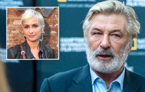 Alec Baldwin nezmáčkl spoušť? Překvapivý zvrat ve vyšetřování zastřelené kameramanky (†42)!