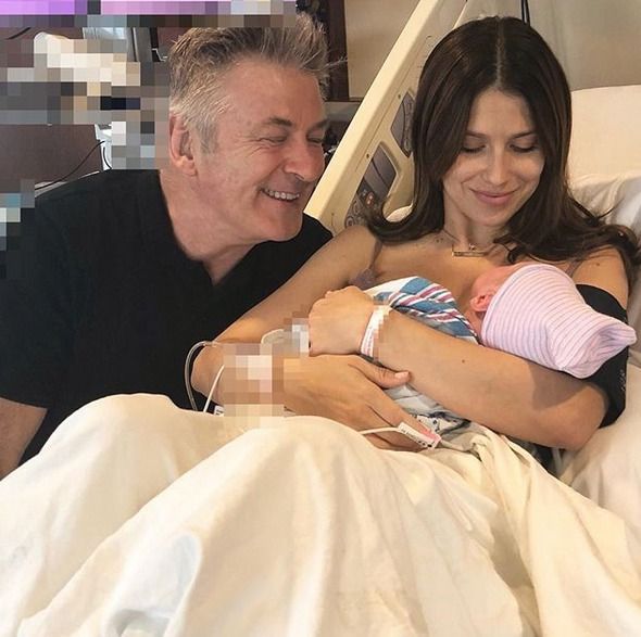 Alec Baldwin s manželkou a novorozeným miminkem