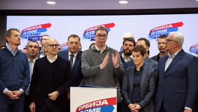 Aleksandar Vučević oznamuje výhru SNS ve volbách (17.12.2023)