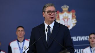 Srbský prezident Vučić udělal nečekaný tah. Rezignoval a míří do vlády Srbský prezident Vučić udělal nečekaný tah. Rezignoval a míří do vlády
