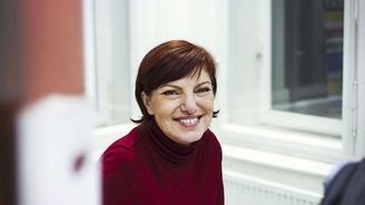 Alena Mornštajnová: První knihu jsem psala deset let Alena Mornštajnová: První knihu jsem psala deset let
