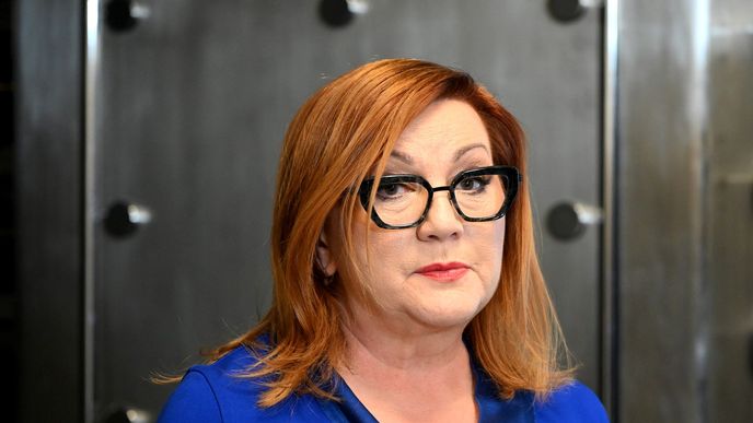 Ministryně financí Alena Schillerová (ANO) představila 14. května opětovné spuštění Dluhopisu Republiky. Ministryně financí Alena Schillerová (ANO) představila 14. května opětovné spuštění Dluhopisu Republiky.