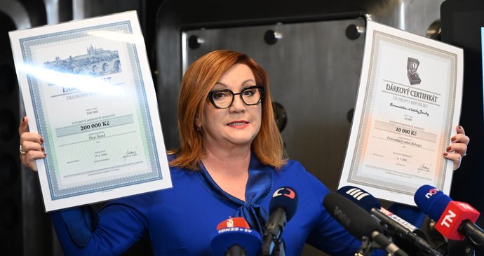 Ministryně financí Alena Schillerová představila nové emise, tzv. Dluhopisy Republiky.