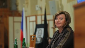 Ministryně financí Alena Schillerová (za ANO) v Senátu. (30. 1. 2020)