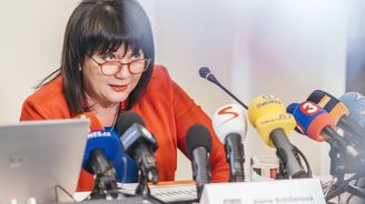 Ministerstvo financí utratilo za poradce a advokáty téměř 35 milionů