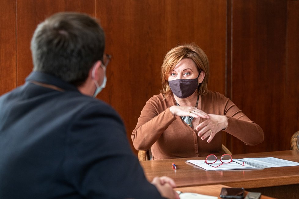 Ministryně financí Alena Schillerová při rozhovoru pro Blesk.