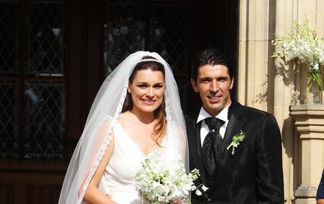 Novomanželé Alena a Gigi Buffon