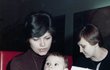 1978 Alena na vítání občánků se svou maminkou.