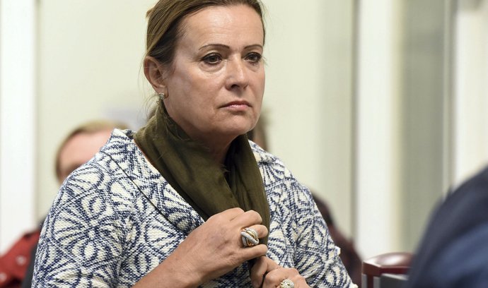 Bývalá šéfka ERÚ Alena Vitásková u soudu