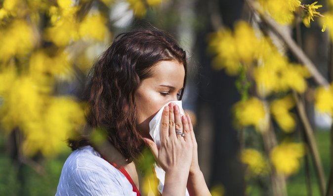 Čtení pro alergiky: Jak se léčit a kde hledat úlevu?