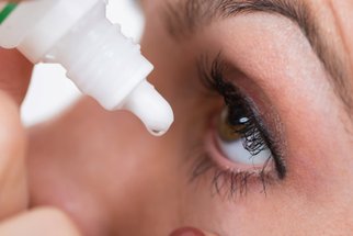 Zarudnutí oka: Co to znamená, když nám zrudne oko, jaké jsou příčiny a kdy je třeba vyhledat lékaře? 