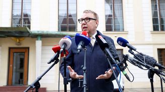 Růst nových důchodů zpomalí, lidé postupně přijdou o stokoruny měsíčně. Nová vláda to nezruší Růst nových důchodů zpomalí, lidé postupně přijdou o stokoruny měsíčně. Nová vláda to nezruší