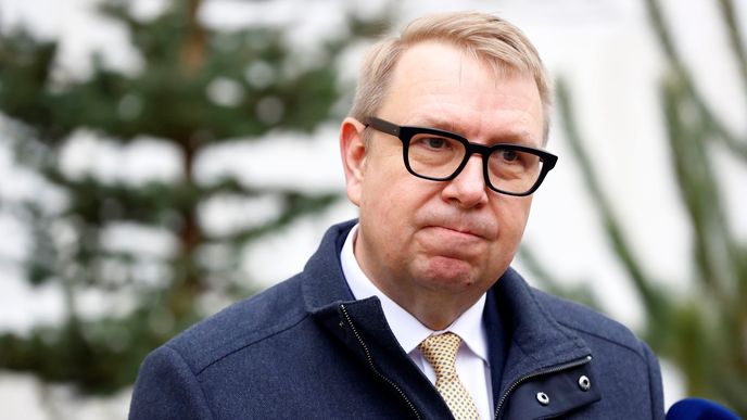 Byla zbrklost, že se nasazení nového modelu superdávky podrobněji netestovalo a neprovedl se pilotní projekt,“ řekl šéf rezortu práce.Aleš Juchelka (ANO). Byla zbrklost, že se nasazení nového modelu superdávky podrobněji netestovalo a neprovedl se pilotní projekt,“ řekl šéf rezortu práce.Aleš Juchelka (ANO).