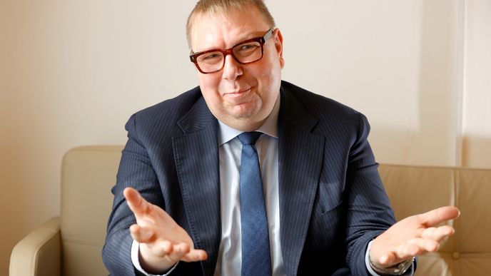 Nějaké mimořádné zvýšení penzí není na pořadu dne, říká pravděpodobný příští ministr práce a sociálních věcí za ANO Aleš Juchelka. Nějaké mimořádné zvýšení penzí není na pořadu dne, říká pravděpodobný příští ministr práce a sociálních věcí za ANO Aleš Juchelka.