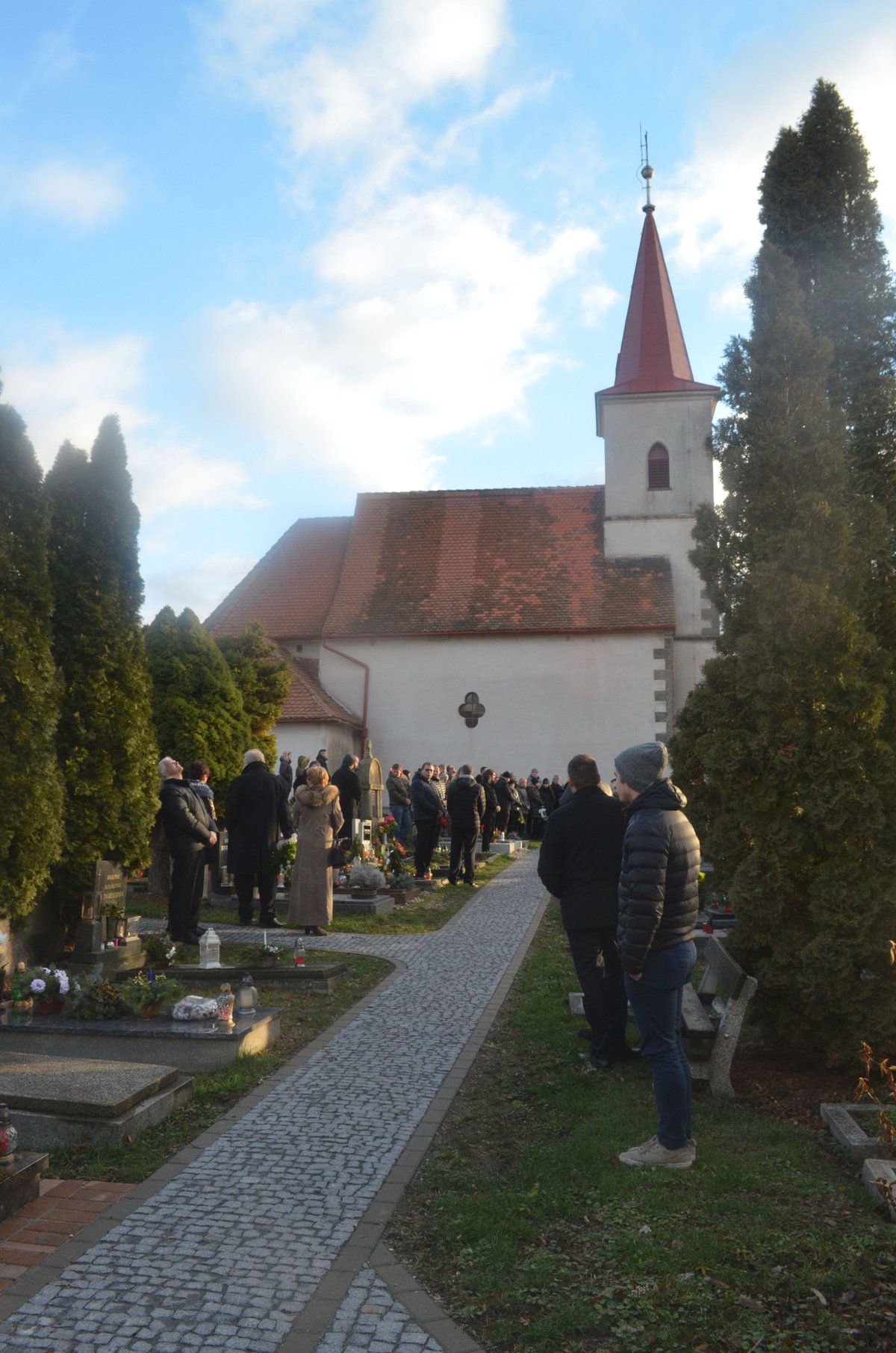 Pohřeb herce Aleše Kubáta