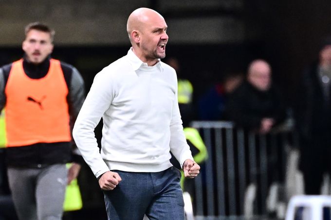 Majer věděl, co Slavia chystá. Reagoval i na spekulace: Máme připravené další hráče Majer věděl, co Slavia chystá. Reagoval i na spekulace: Máme připravené další hráče