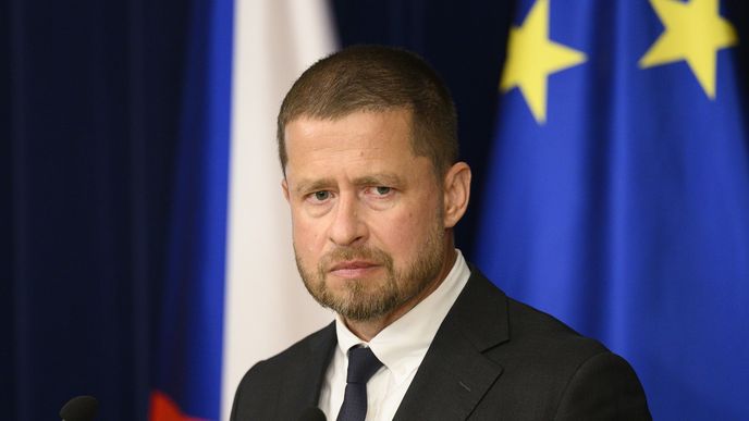 Guvernér České národní banky Aleš Michl Guvernér České národní banky Aleš Michl