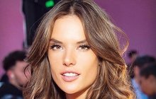 Alessandra Ambrosio (37) s milencem: Zlato, pojď na to!