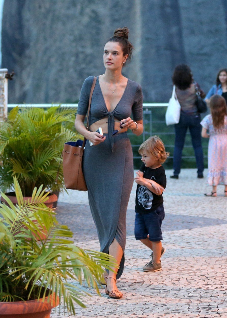 Alessandra se svým synem Noahem
