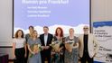 Na snímku zleva stojí porotkyně soutěže Román pro Frankfurt Mgr. Alena Šidáková Fialová, Ph.D., a Mgr. Klára Soukupová, Ph.D., oceněné Veronika Opatřilová, Ludmila Svozilová a Iva Hadj Moussa, v černém saku Tomáš Kubíček, generální ředitel Moravské zemské knihovny a ředitel projektu Czechia 2026, a zcela vpravo porotce prof. Alessandro Catalano. Na snímku zleva stojí porotkyně soutěže Román pro Frankfurt Mgr. Alena Šidáková Fialová, Ph.D., a Mgr. Klára Soukupová, Ph.D., oceněné Veronika Opatřilová, Ludmila Svozilová a Iva Hadj Moussa, v černém saku Tomáš Kubíček, generální ředitel Moravské zemské knihovny a ředitel projektu Czechia 2026, a zcela vpravo porotce prof. Alessandro Catalano.