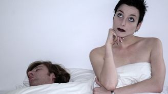 Manžel do mě jen masturbuje