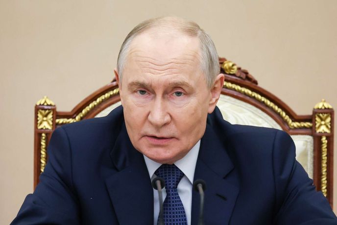 Proč Ovečkin podporuje vraha Putina? Proč Ovečkin podporuje vraha Putina?