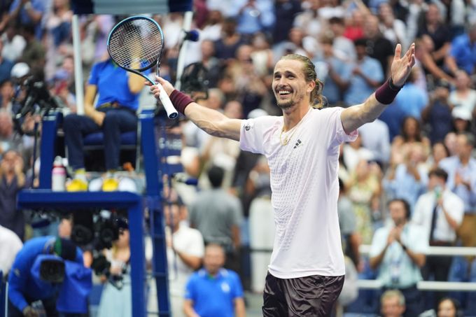 Doktoři mu nedávali šanci. Teď hrdina s cukrovkou Zverev dobyl New York, děkoval mamince Doktoři mu nedávali šanci. Teď hrdina s cukrovkou Zverev dobyl New York, děkoval mamince