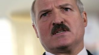 Lukašenko se shodl s Putinem: chtějí společnou reakci na "vnější hrozby". Rusko je připraveno pomoci