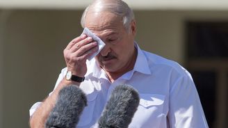 ANALÝZA: Bělorusku hrozí tvrdý pád. S Lukašenkem i bez něho 