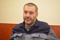 Policie zatkla chomutovského soudce: Pustil z vězení exsenátora Nováka