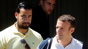 Emmanuel Macron a Alexandre Benalla (foto z 17. června 2017)