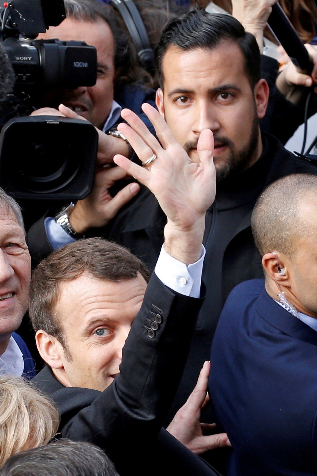 Emmanuel Macron a Alexandre Benalla (foto z 17. března 2017)