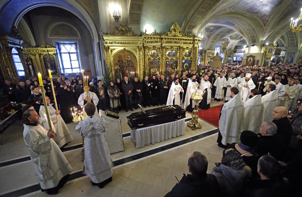 Rusko se rozloučilo s tragicky zesnulými členy souboru Alexandrovci.