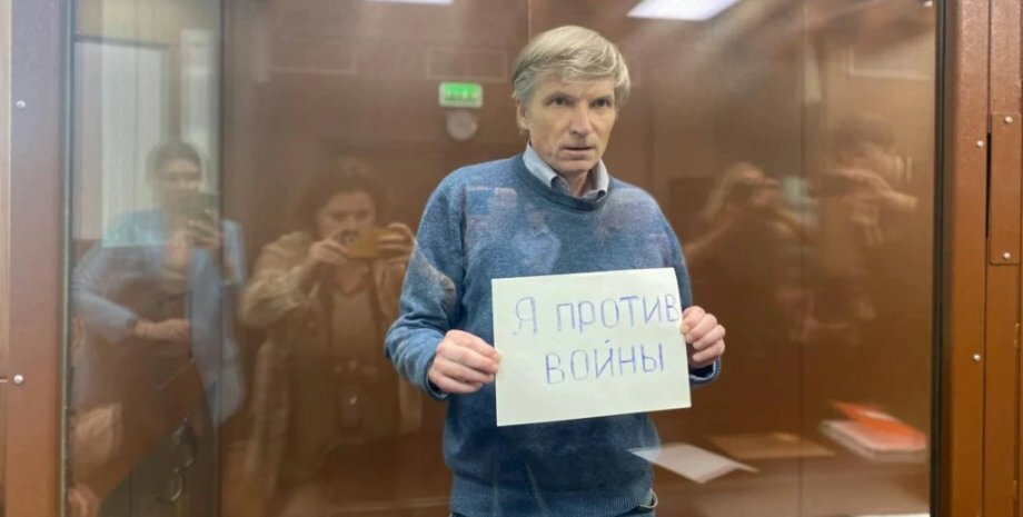 Opoziční politik a kritik Putinova režimu Alexej Gorinov skončil v trestanecké kolonii.