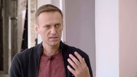 Lídr ruské opozice Alexej Navalnyj se po otravě novičokem zotavuje v Německu, (7.10.2020).
