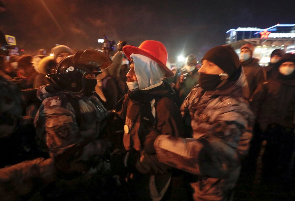 Zákrok policie na moskevském letišti Vnukovo