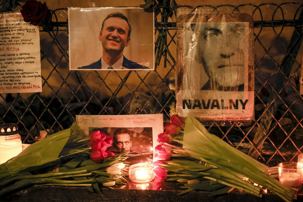 Rozloučení s Alexejem Navalným ve Francii (1. 3. 2024)