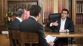 Řecký premiér Alexis Tsipras mluvil v televizi o dohodě, kterou uzavřel s evropskými představiteli