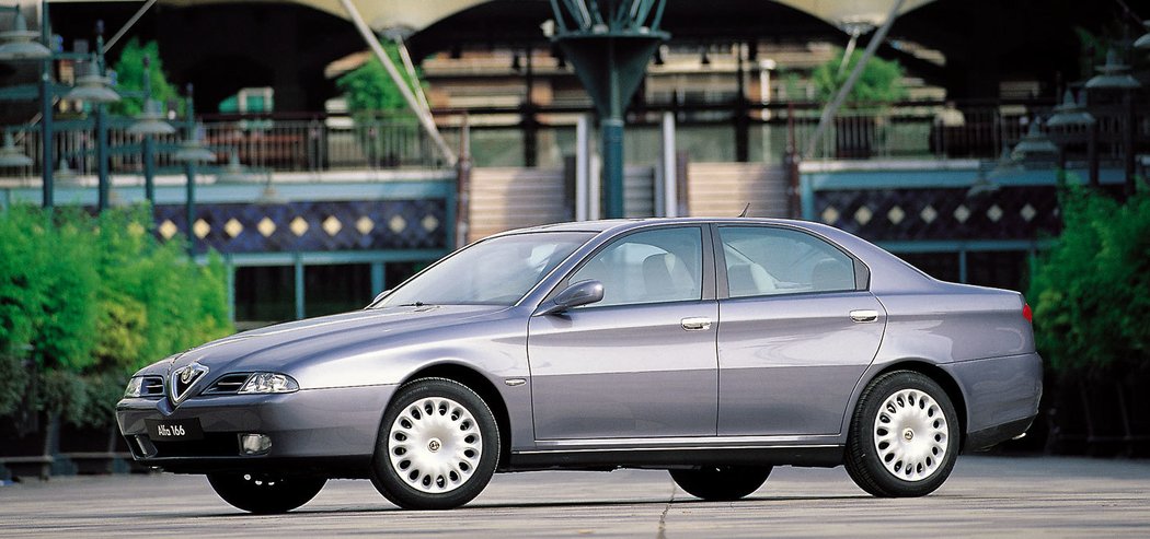 Alfa Romeo 166 (936) (1998–2003)