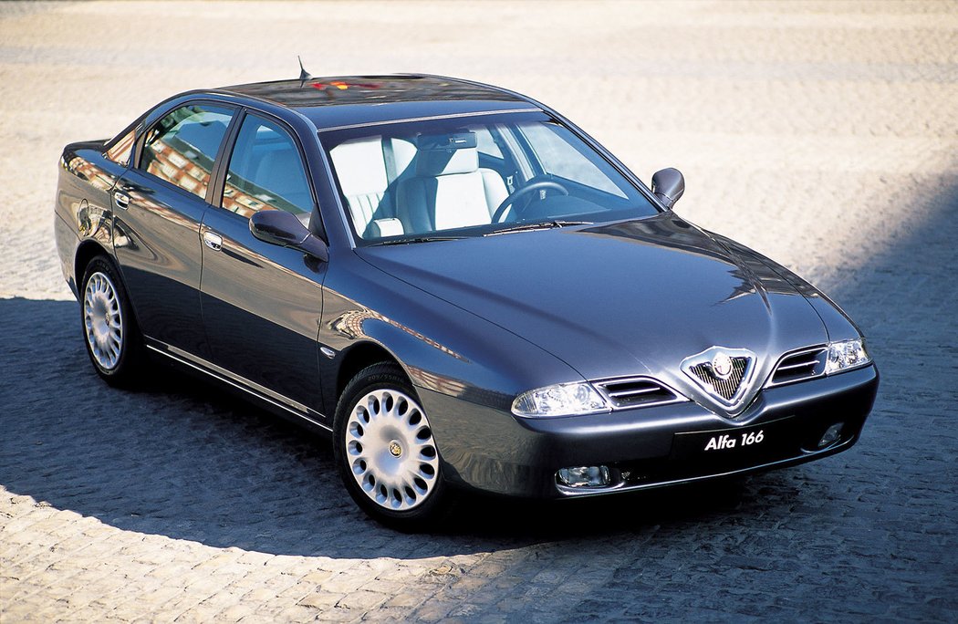 Alfa Romeo 166 (936) (1998–2003)