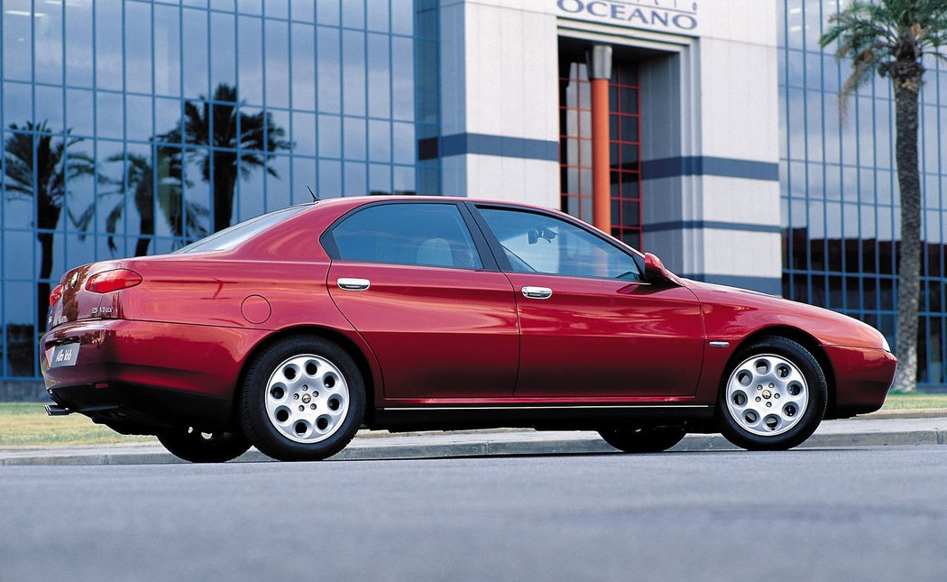 Alfa Romeo 166 (936) (1998–2003)