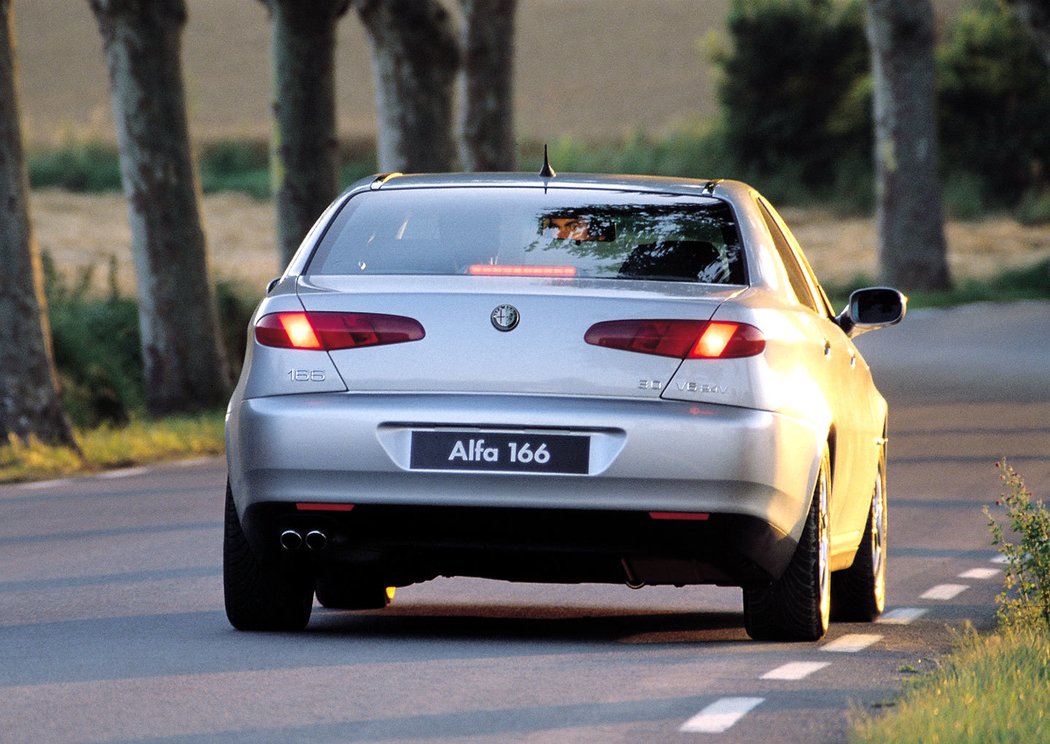 Alfa Romeo 166 (936) (1998–2003)