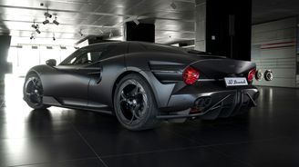 Alfa Romeo 33 Stradale Perla Nera Alfa Romeo 33 Stradale Perla Nera
